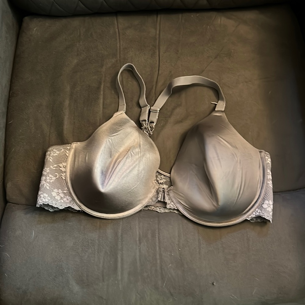 Women’s Maidenform racer back bra